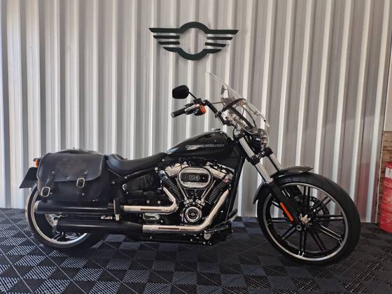 HARLEY-DAVIDSON SOFTAIL BREAKOUT 114 HARLEY-DAVIDSON SOFTAIL BREAKOUT 114